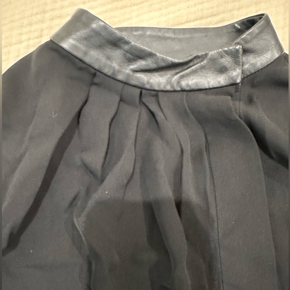 Theory Kyna Black Silk Long Sleeve Blouse with Leather trim and collar - Picture 2 of 5